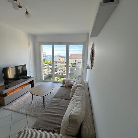 Appartement Traversant Vue Mer Et Etang Моґійо Екстер'єр фото